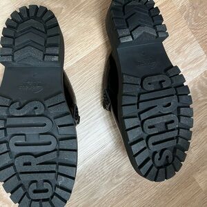 Loafer mules blk bottom plaid design with gold on top